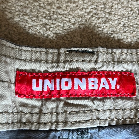 Gray Unionbay  cargo shorts - Picture 5 of 9